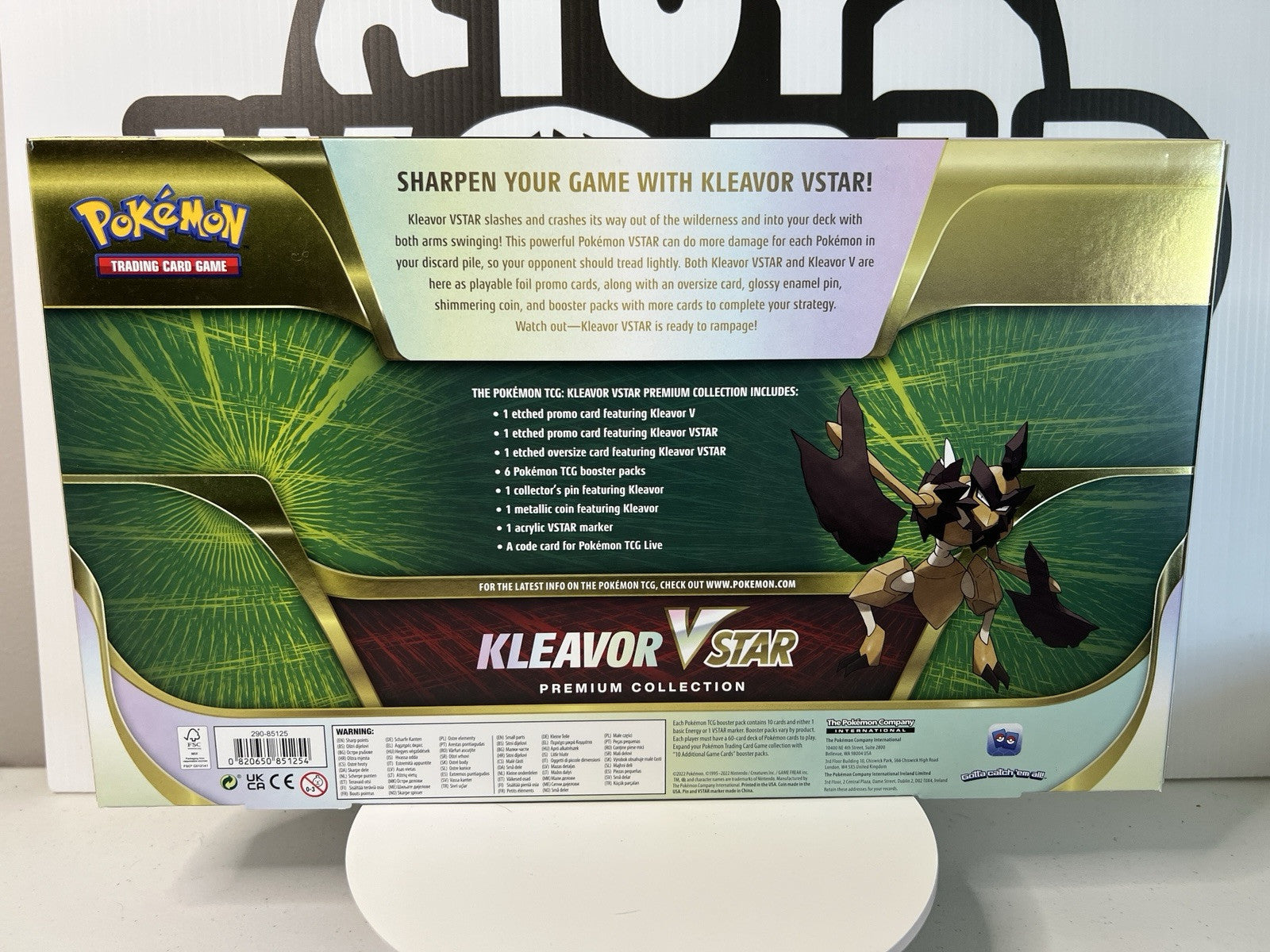 Pokémon Cards TCG Kleavor VSTAR Premium Collection Box Sealed 6xBooster Packs